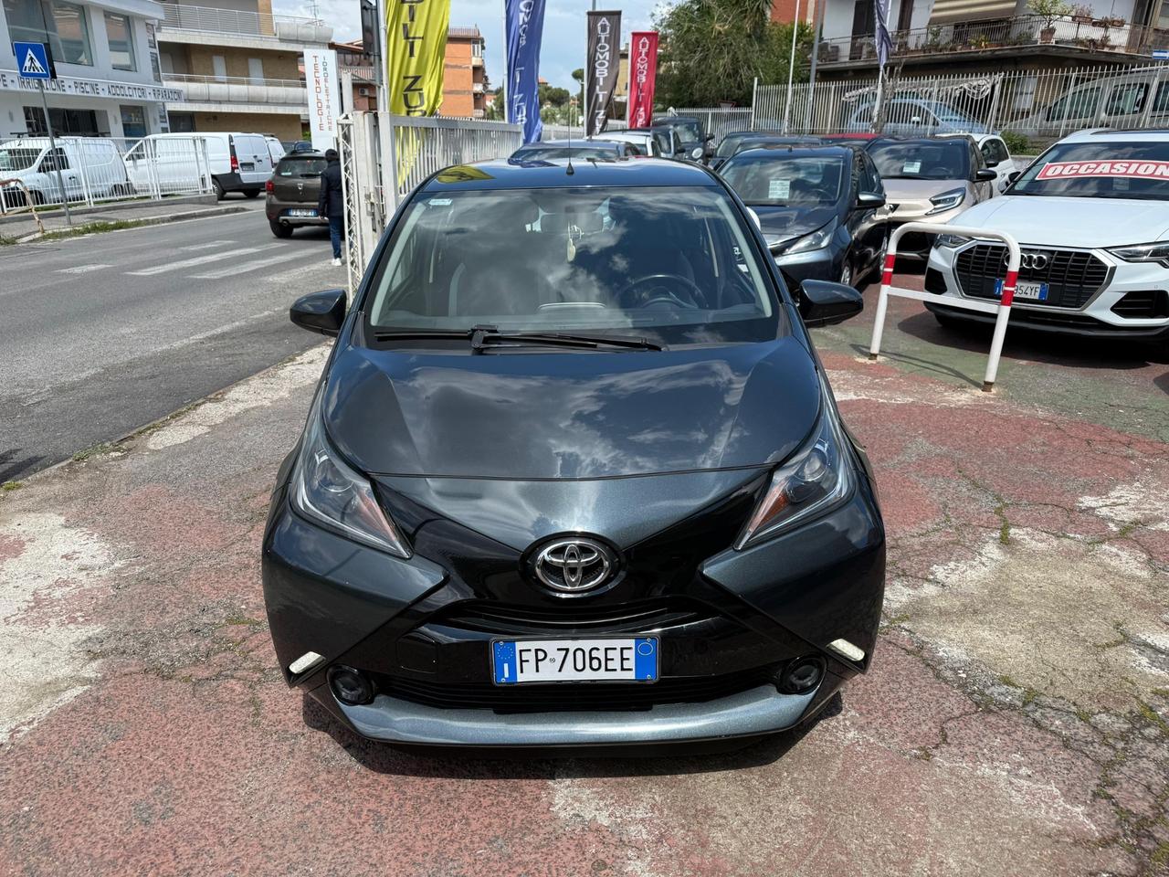 Toyota Aygo 69 CV *AUTOMATICA