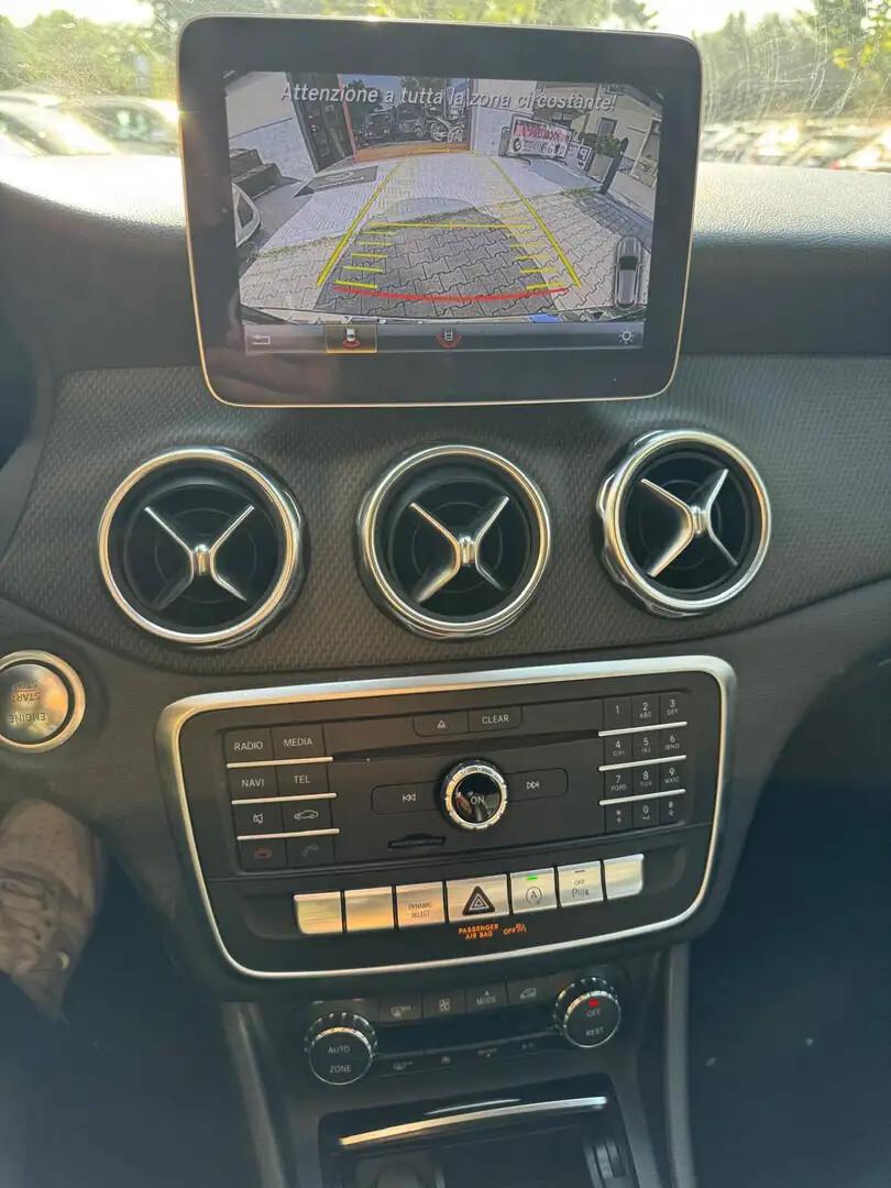 Mercedes-benz GLA 200 d Automatic 4Matic Business
