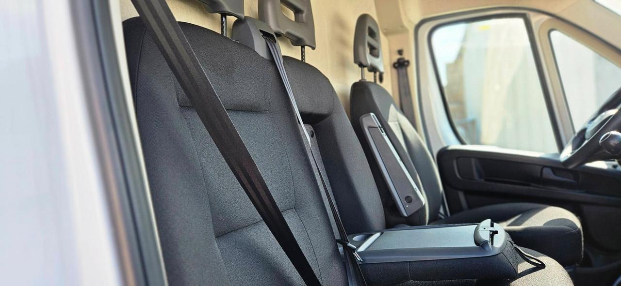 Fiat DUCATO 35 L2H2 2.2 Mjt3 140CV E6D11/ 2023 11.440 km Documentabili