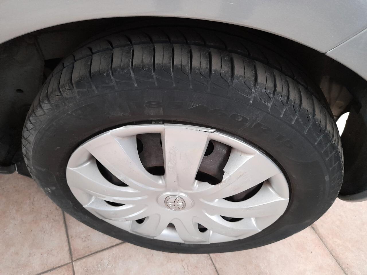 Toyota Yaris 1.3 3 porte Navi