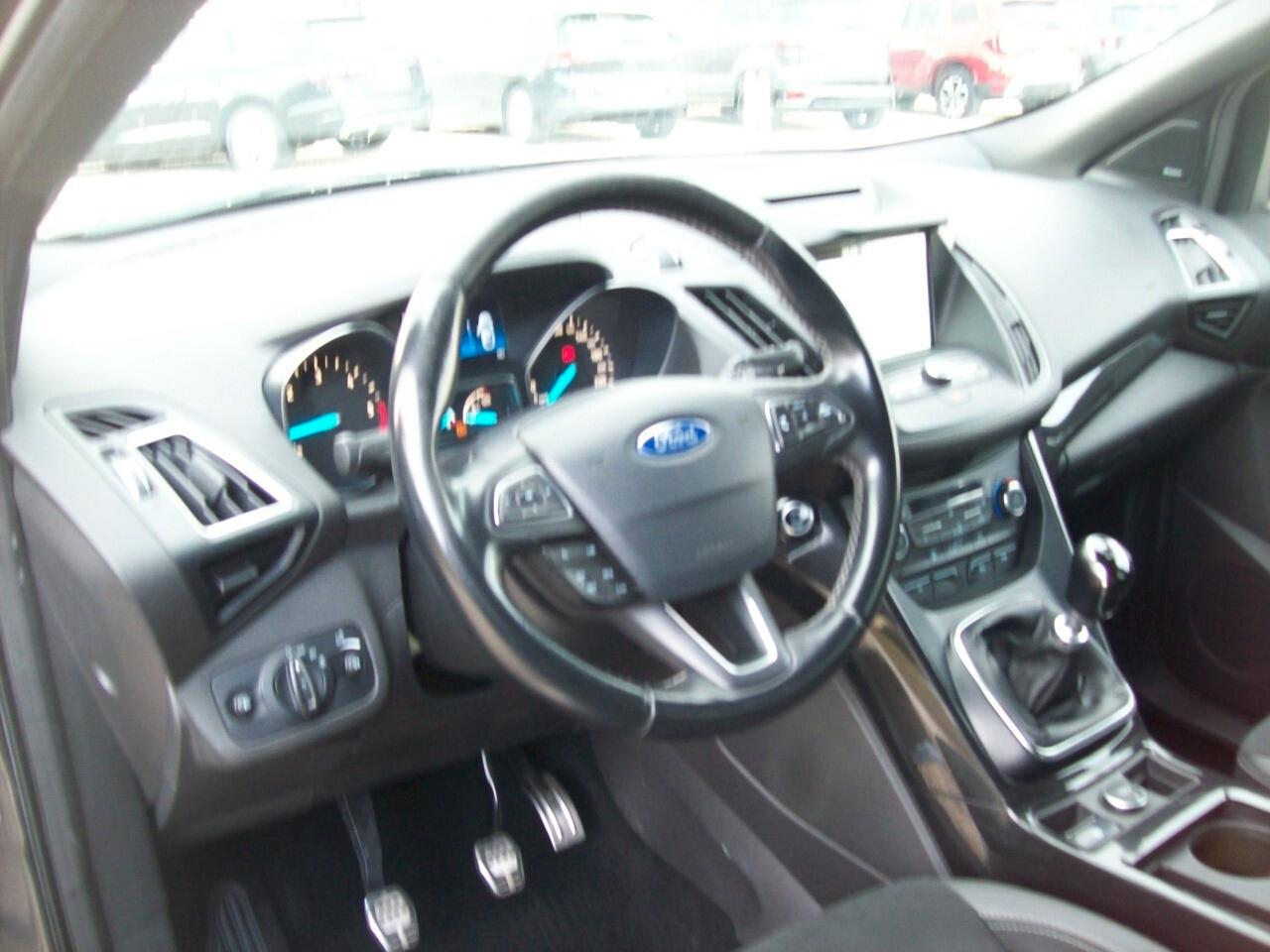 FORD KUGA 1.5 TDCI CV.120 S&S 2WD ST-LINE "2017"