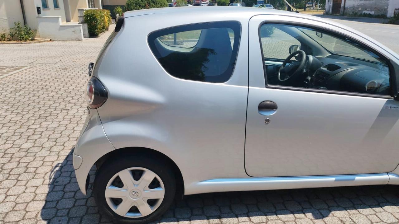 Toyota Aygo 1.0 12V VVT-i 3 porte Now