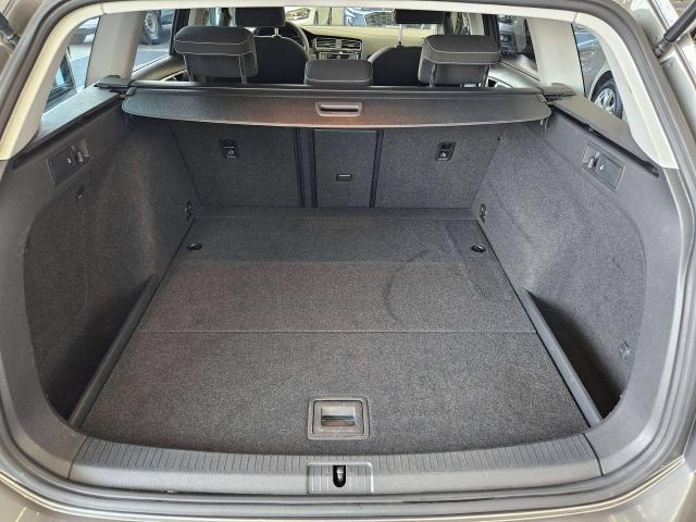 Volkswagen Golf Variant 1.6 tdi Comfortline Business 110cv automatico/neopotentati