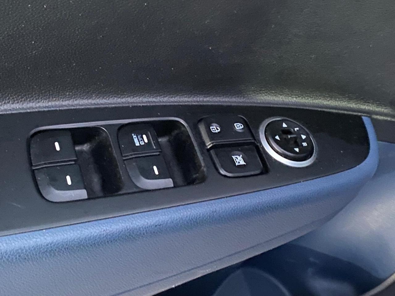 Hyundai i10 2015 1.0 68CV GPL DI SERIE ECONEXT