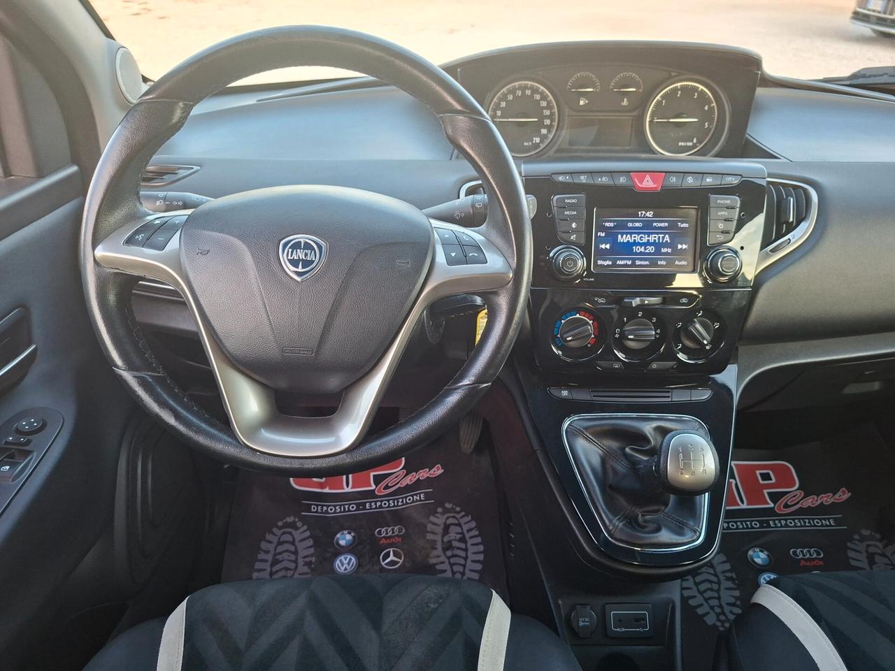 Ypsilon 1.3 MJT 95 CV 5p Cerchi*Clima