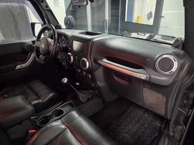 JEEP Wrangler Unlimited 2.8 CRD DPF rock's