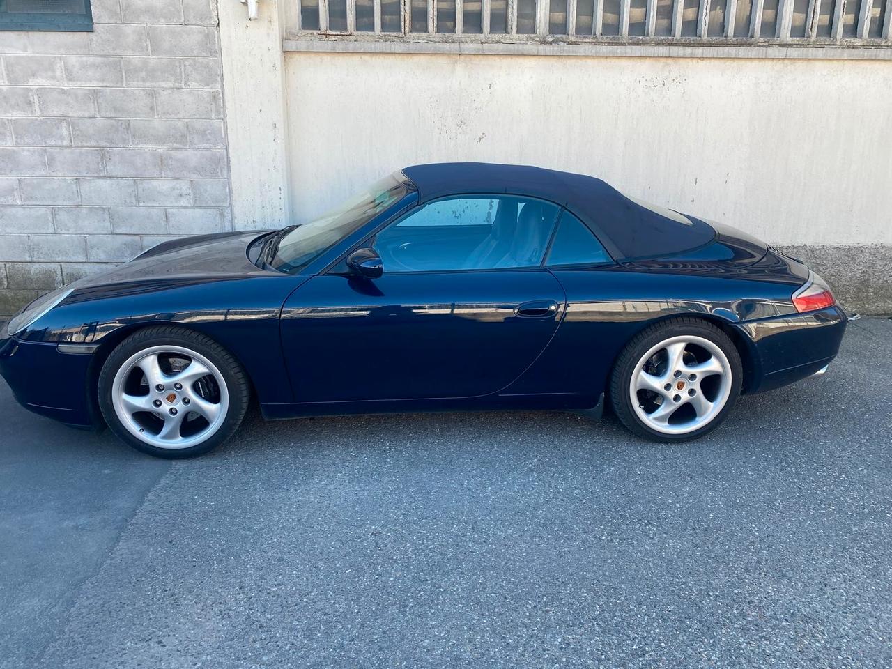 Porsche 996 CARRERA 911 CABRIO