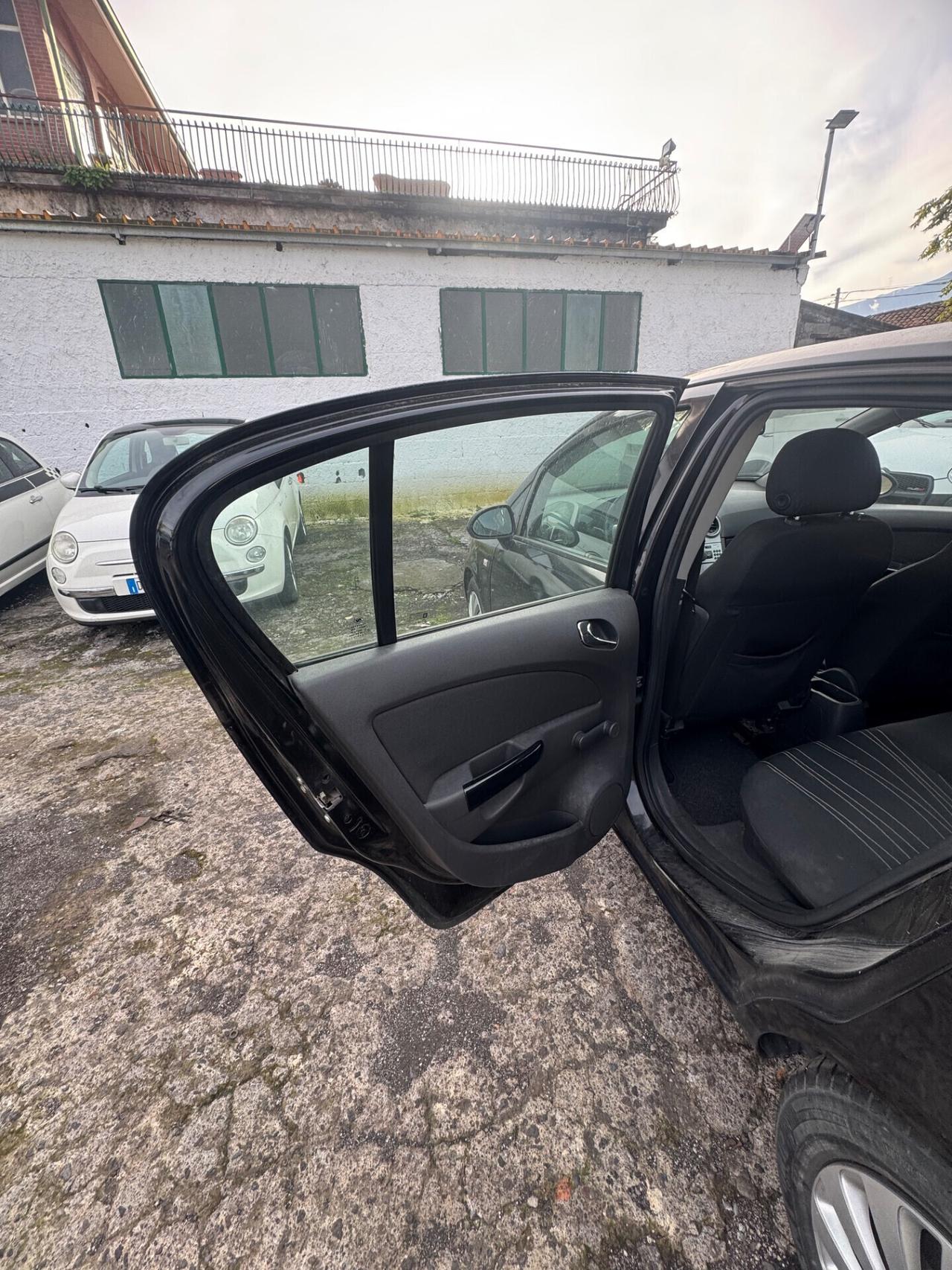 Opel Corsa 1.2 80CV 5 porte GPL-TECH Club