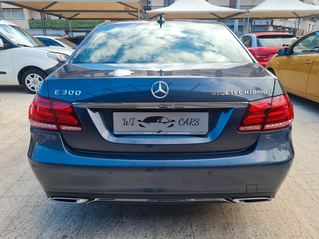 Mercedes-Benz Classe E - 300 BlueTEC DIESEL Edition Avantgarde