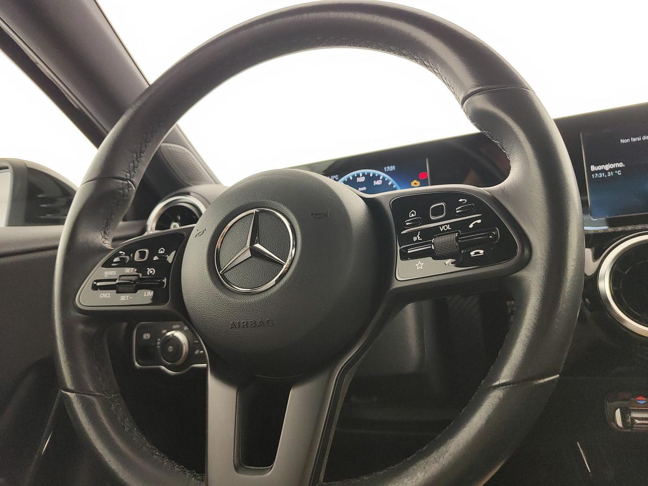 Mercedes-Benz A 180 d Business auto