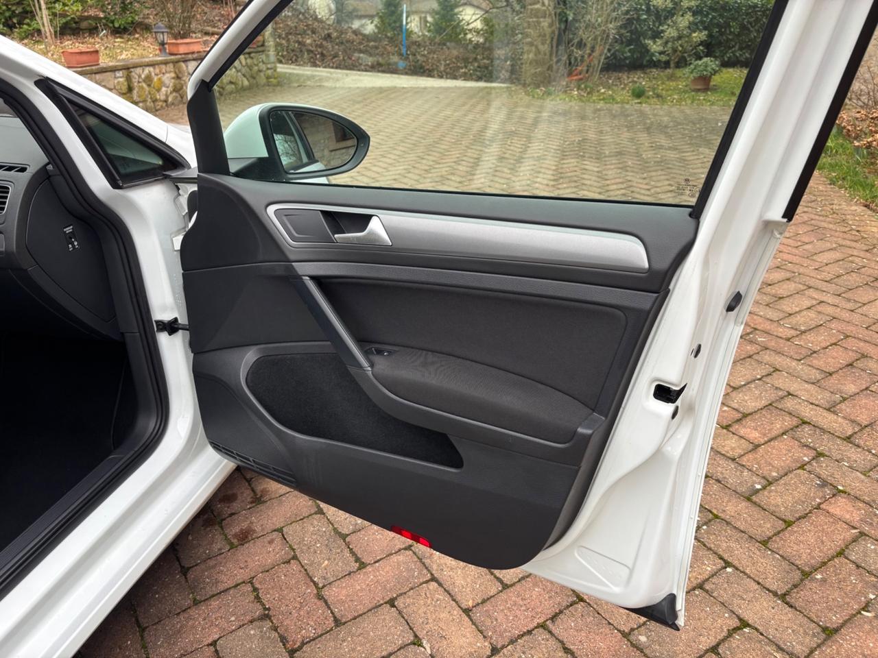 Volkswagen Golf 1.6 TDI 5p. 90CV