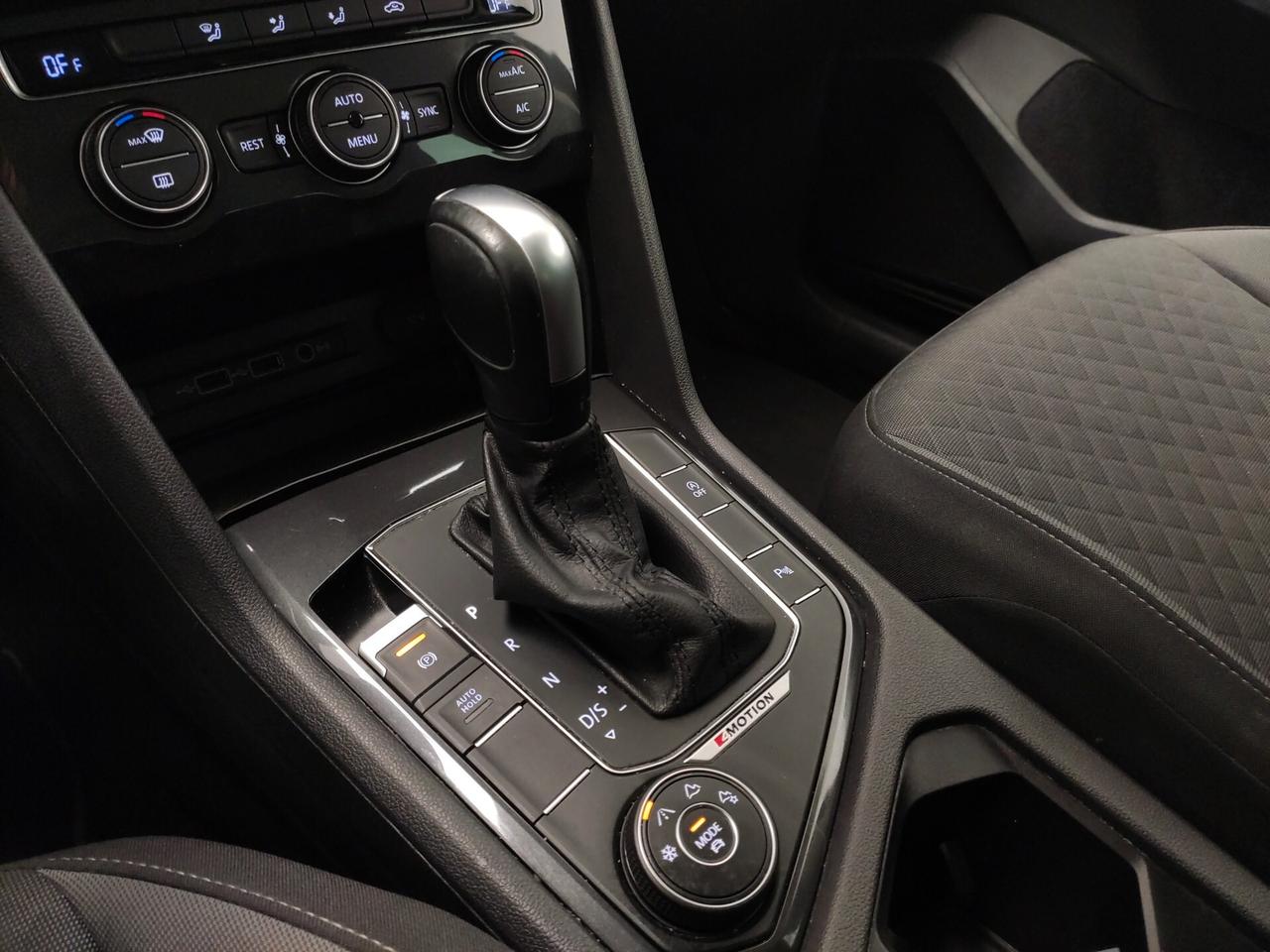 Volkswagen Tiguan 2.0 TDI 150 CV SCR DSG 4MOTION R-Line