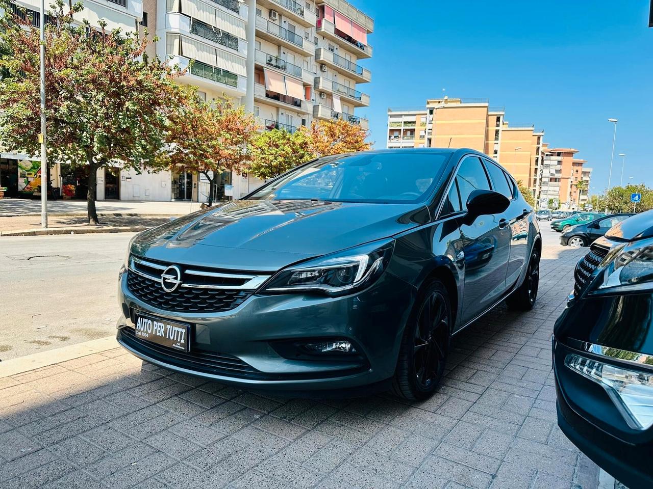 Opel Astra 1.6 CDTi 136CV 5p