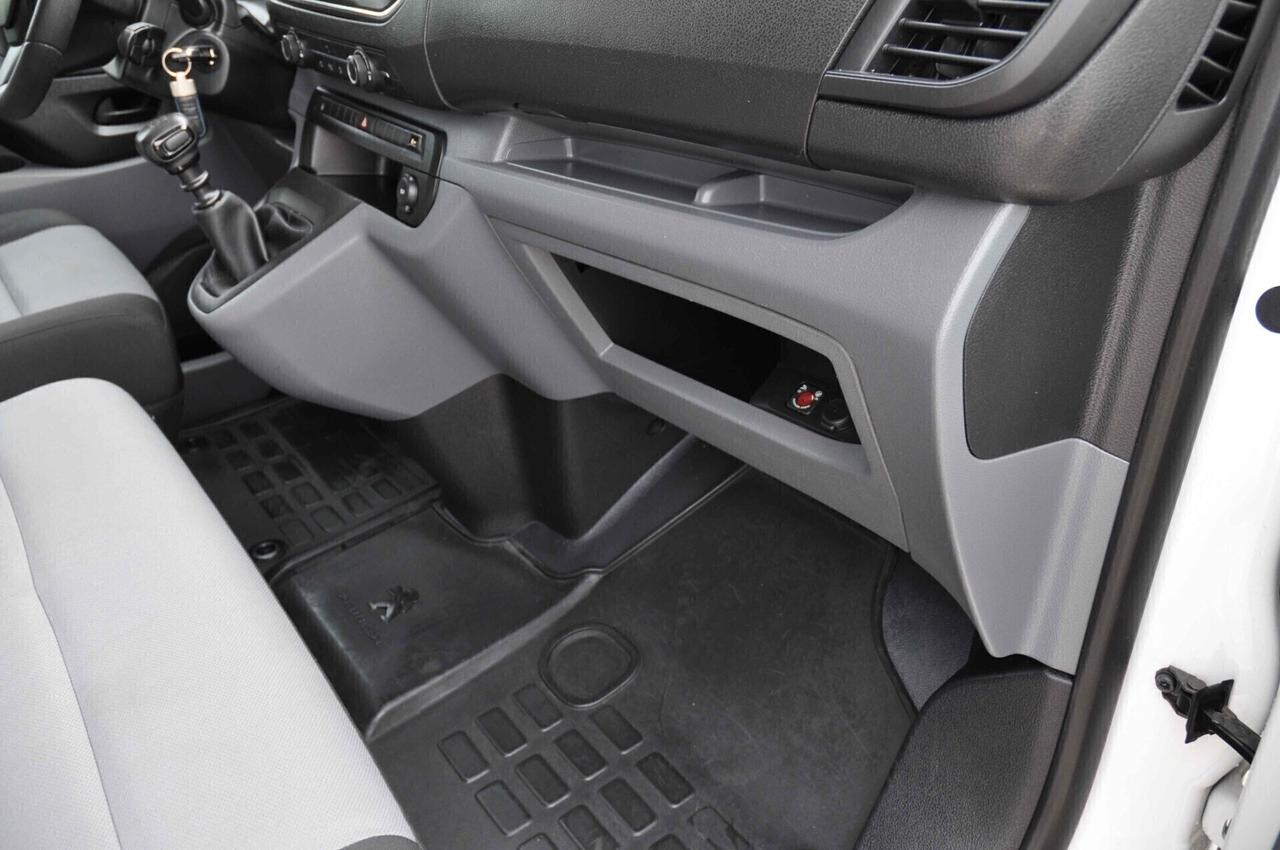 Peugeot Traveller Expert 1.6 BlueHdi 9 Posti