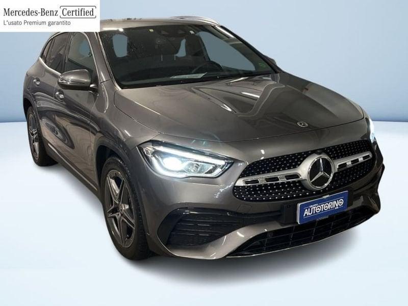 Mercedes-Benz GLA 200 D PREMIUM 4MATIC AUTO