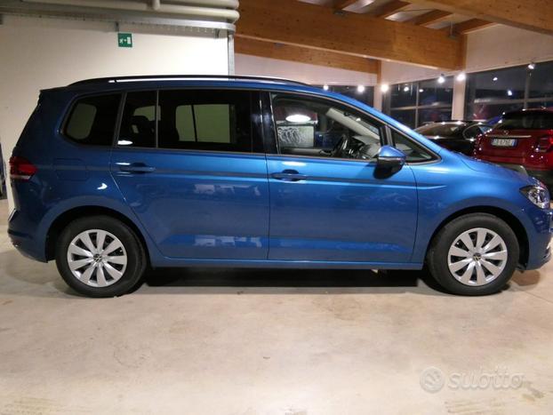 VOLKSWAGEN Touran 1.5 TSI ACT Business BlueMotio