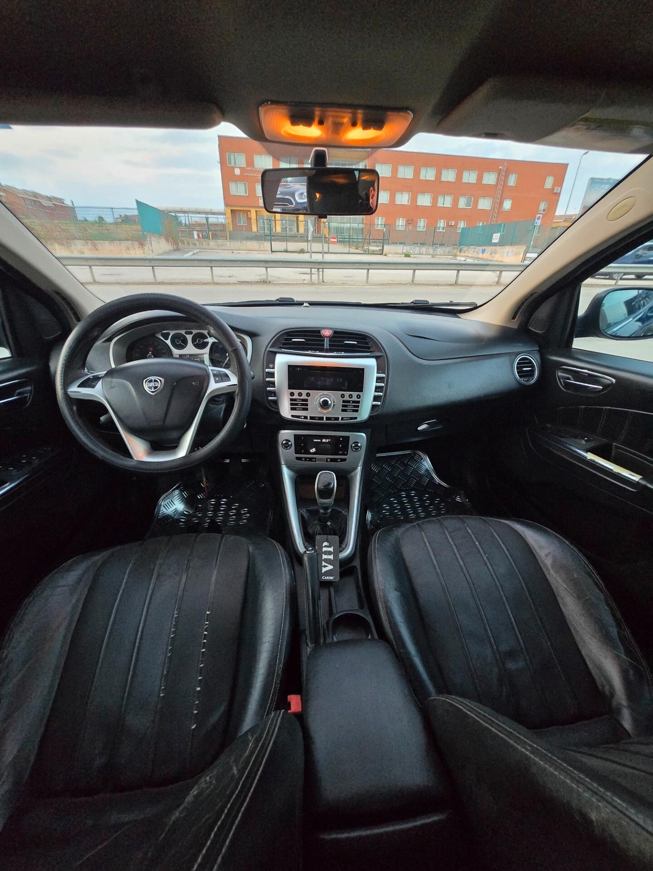 Lancia Delta 2.0 MJT DPF Executive