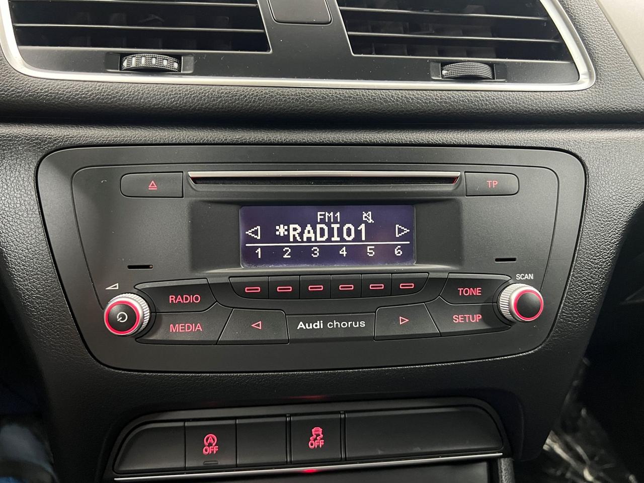AUDI Q3 I 2011 Q3 2.0 tdi 140cv