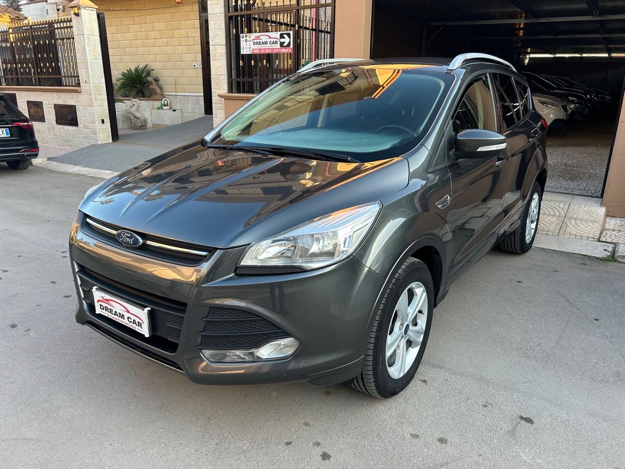 Ford Kuga 2.0 TDCI 120 CV S&S 2WD Titanium