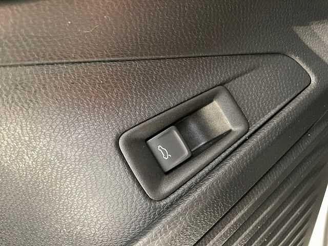 Volkswagen ID.4 204CV Batt.77kWh Tech (EV)