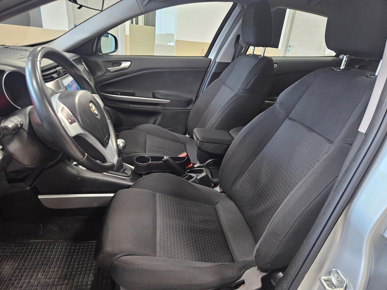 Alfa Romeo Giulietta 1.6 JTDm-2 105 CV Exclusive