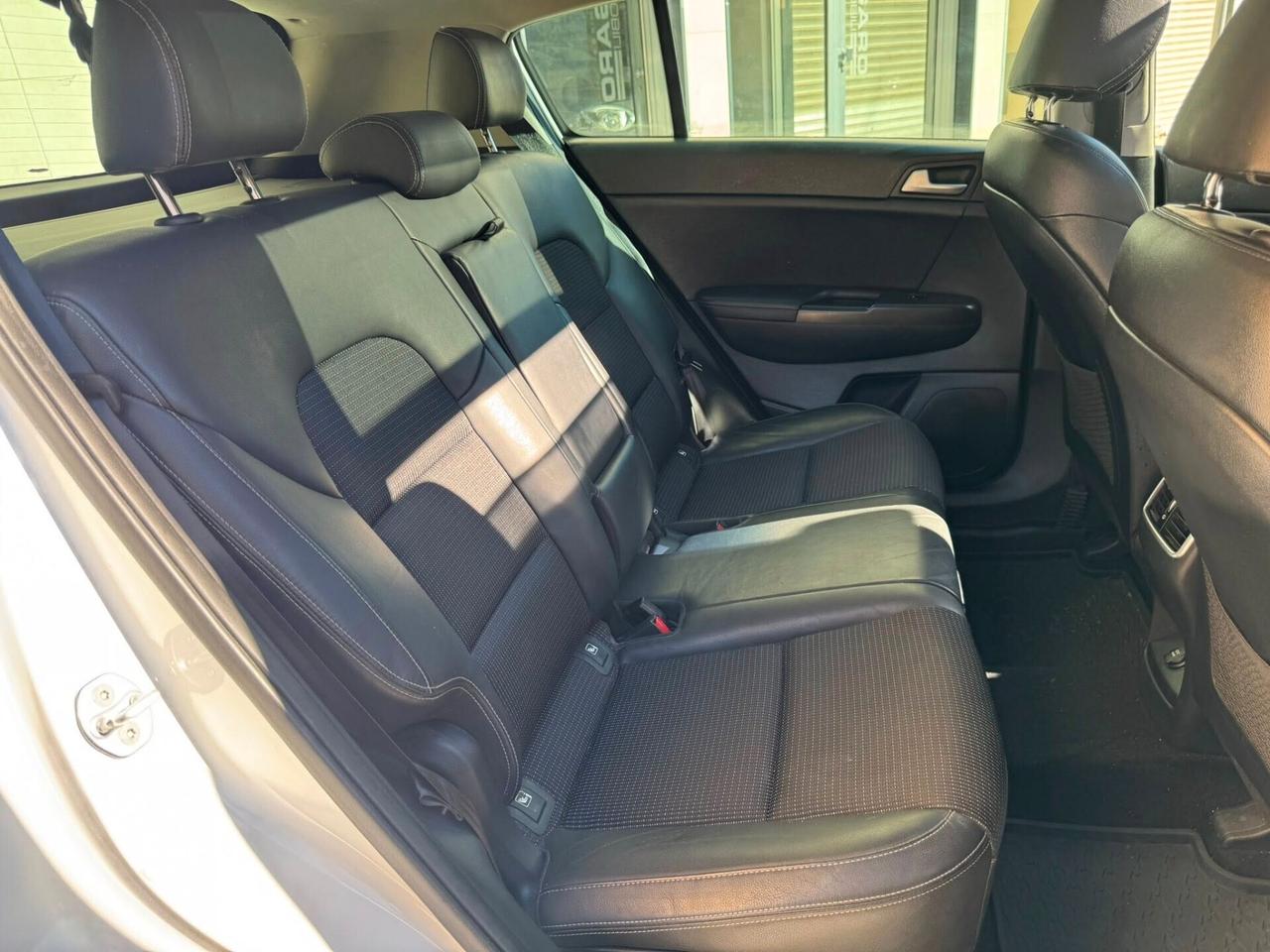 KIA SPORTAGE 1.7 CRDI 115 CV TETTO+CERCHI+RETROCAMERA