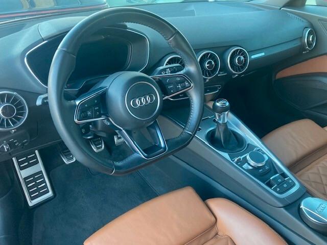 Audi TT Roadster 2.0 TDI ultra Design