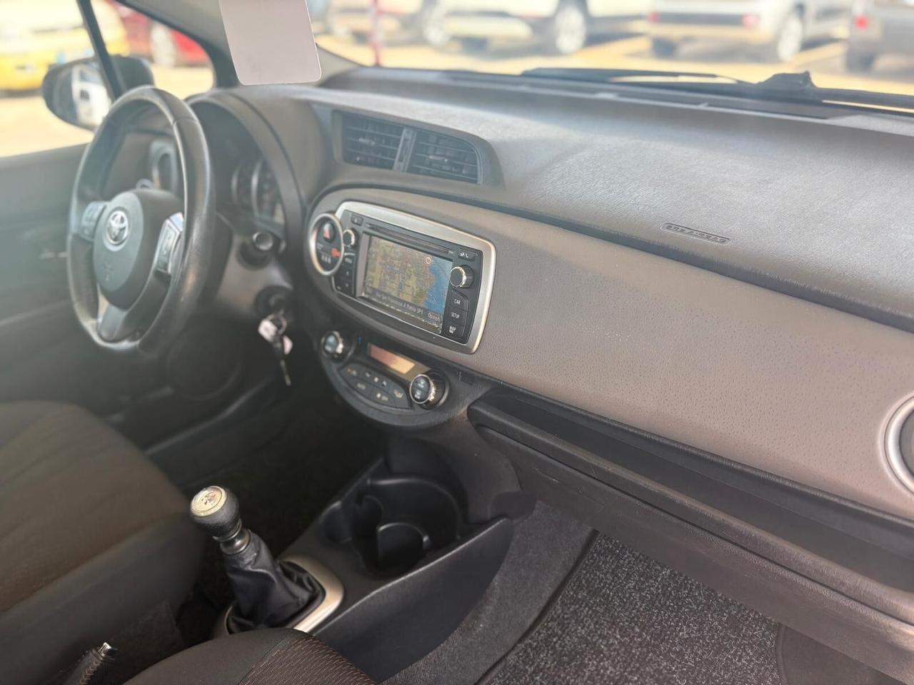 Toyota Yaris 1.4 D-4D 5 porte Lounge