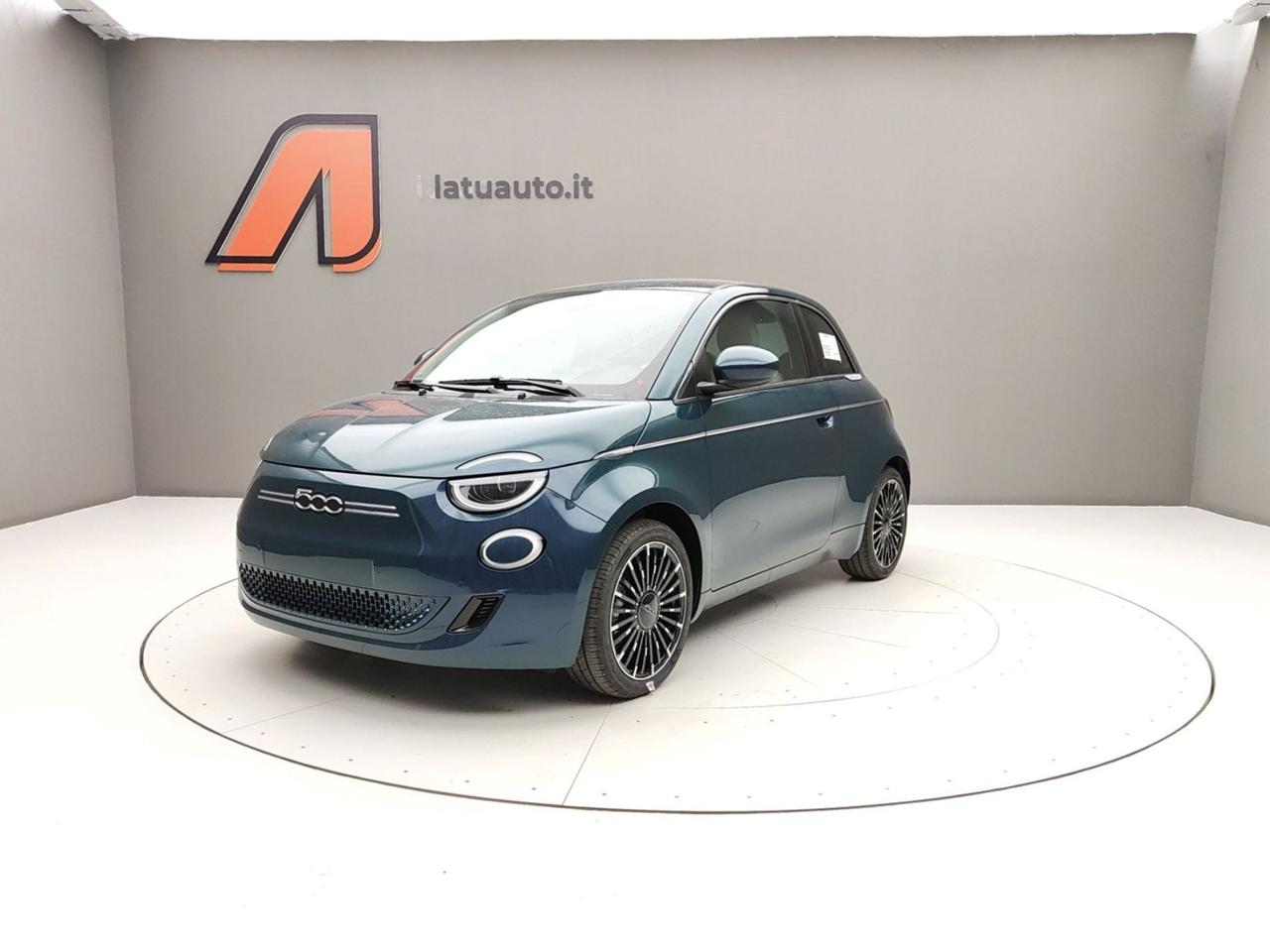 FIAT 500e 118CV 42KW LA PRIMA