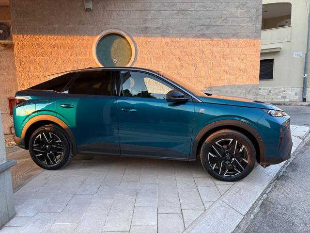 PEUGEOT 3008 Hybrid 136 e-DCS6 GT