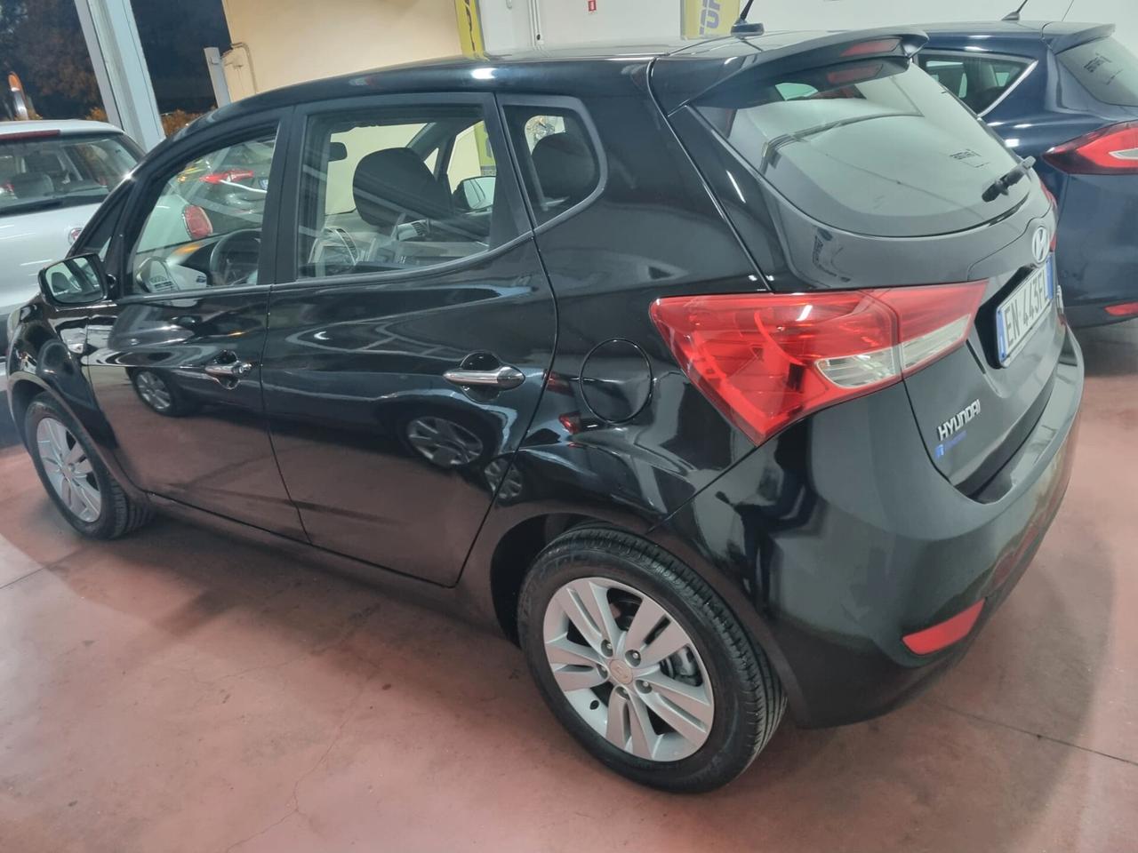 Hyundai ix20 1.4 CRDi 90CV Comfort FRIZIONE /GOMME NUOVE