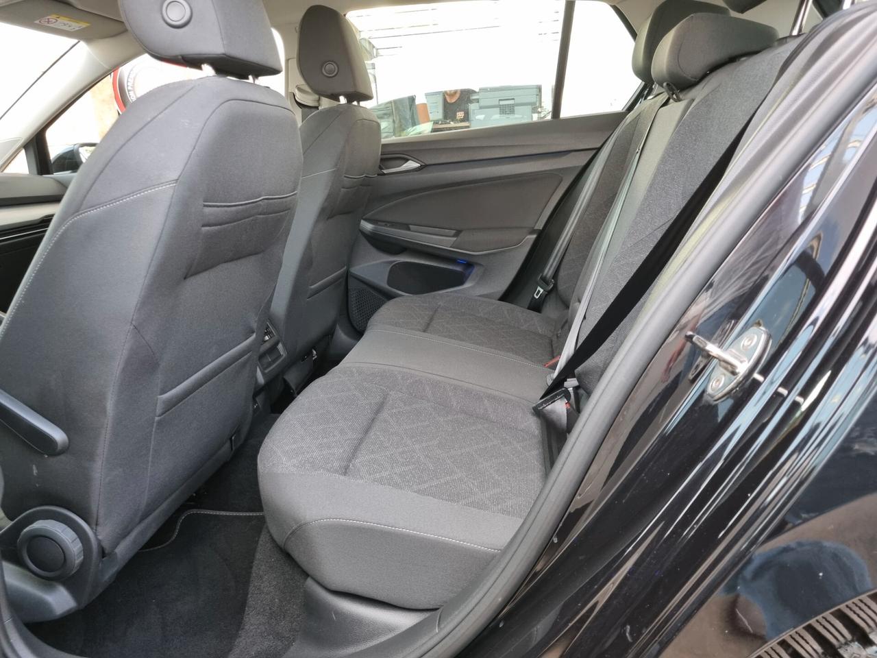 Volkswagen Golf VIII 2020 1.0 etsi evo Life 110cv dsg