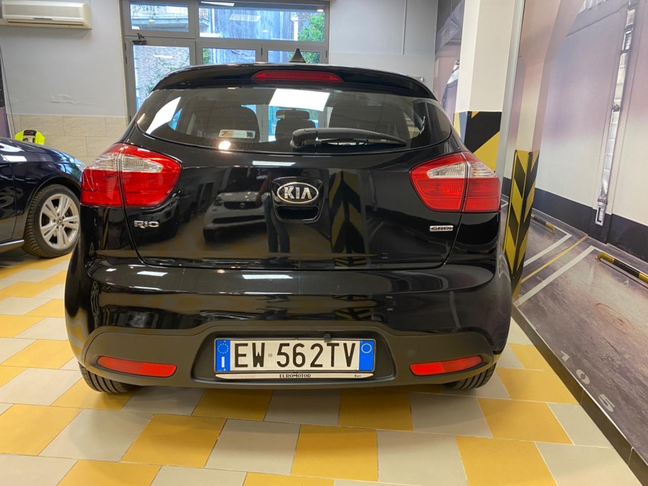 Kia Rio 1.1 CRDi 5p. Cool