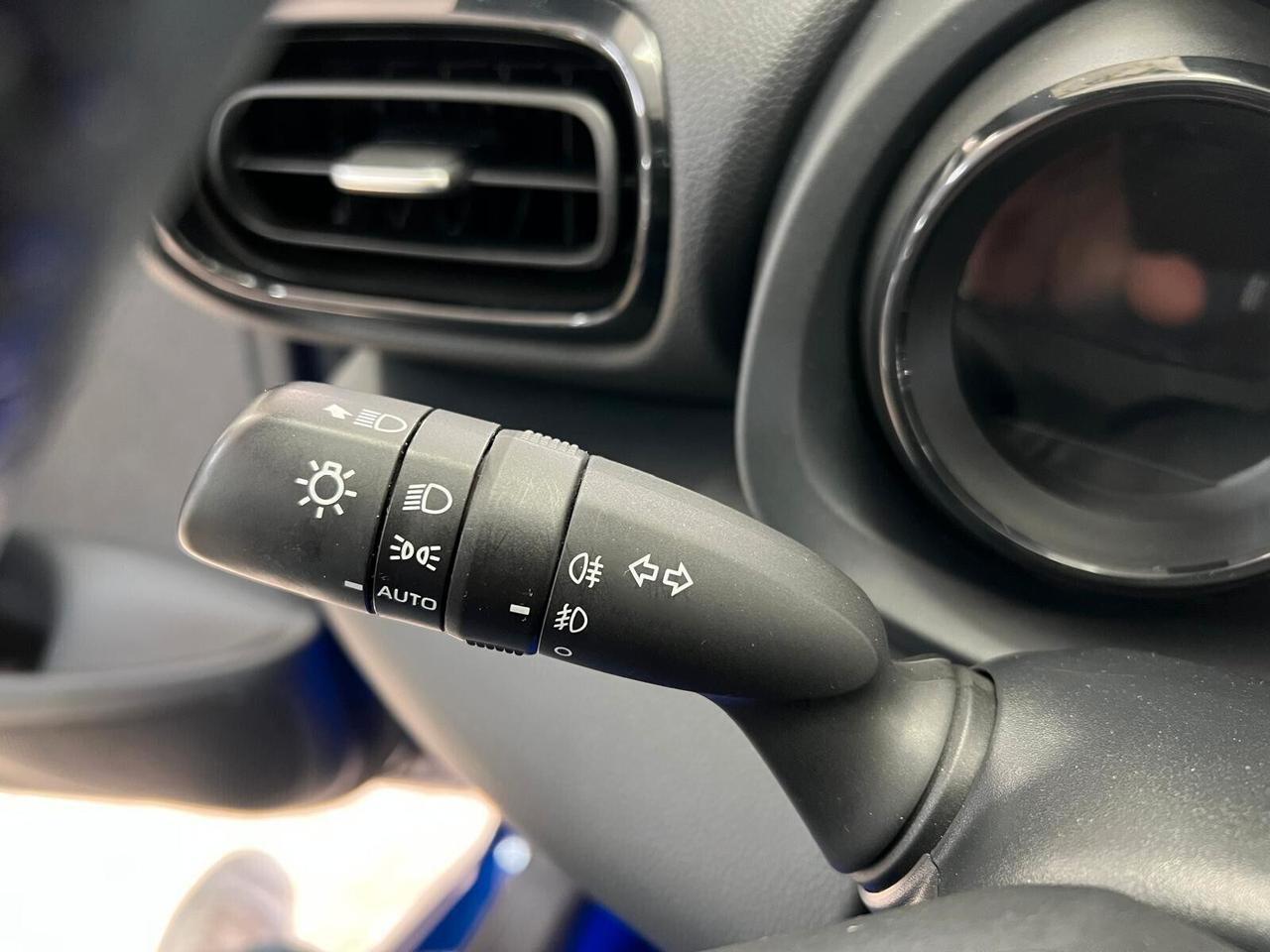 Toyota Yaris 1.5 Hybrid 5 Porte Lounge