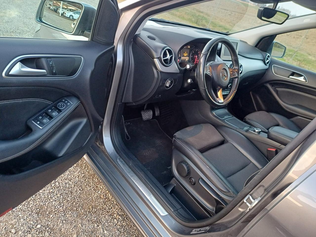 Mercedes-benz B 180 160 d Automatic Premium