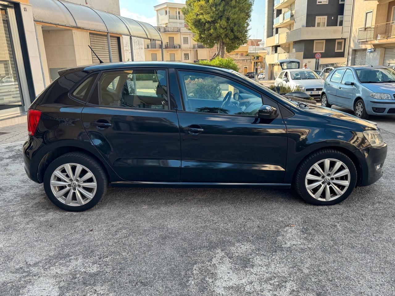 VW POLO 1.6 TDI 75 CV. E5 TRENDLINE