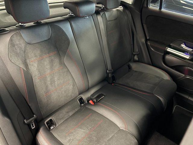 MERCEDES-BENZ GLA 180 d AMG Premium Automatico