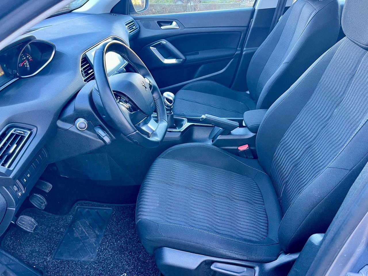 Peugeot 308 BlueHDi 150cv 2015 139.000km euro6 per neopatentati