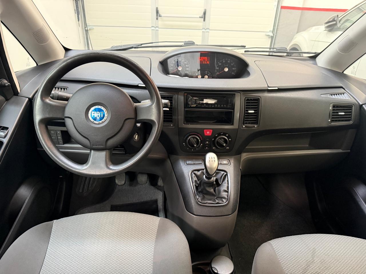 Fiat Idea 1.2 16V BlackLabel