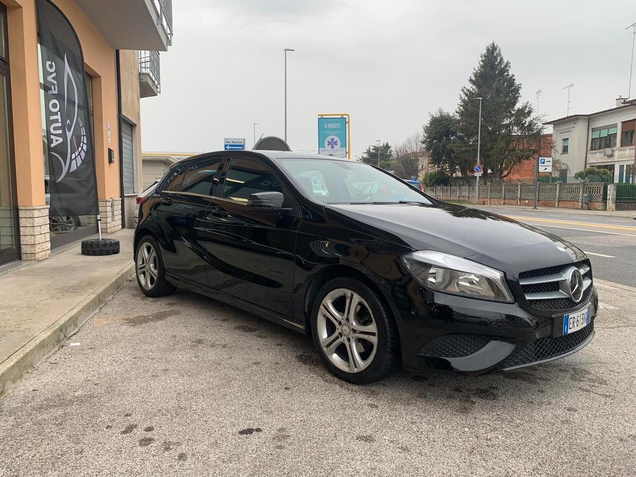 Mercedes A180d Sport NEOPATENTATI