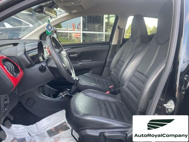 Toyota Aygo Connect 1.0 VVT-i 72 CV 5 porte x-clusiv