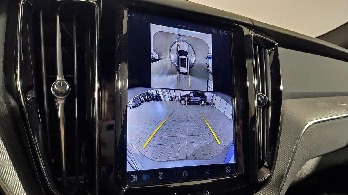 VOLVO Xc60 B5 Mild Hybrid Awd Automatico Plus Dark