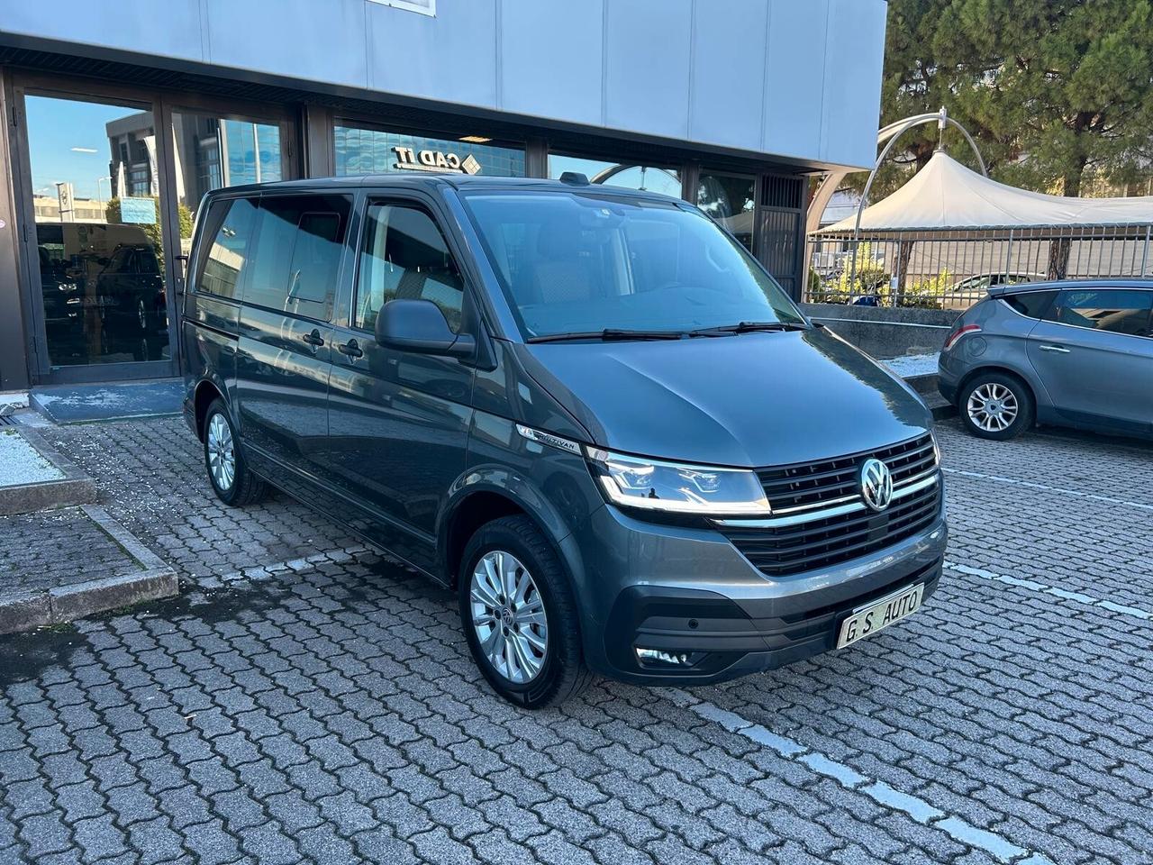 Volkswagen T6.1 Multivan 2.0 tdi 150cv dsg 7 posti