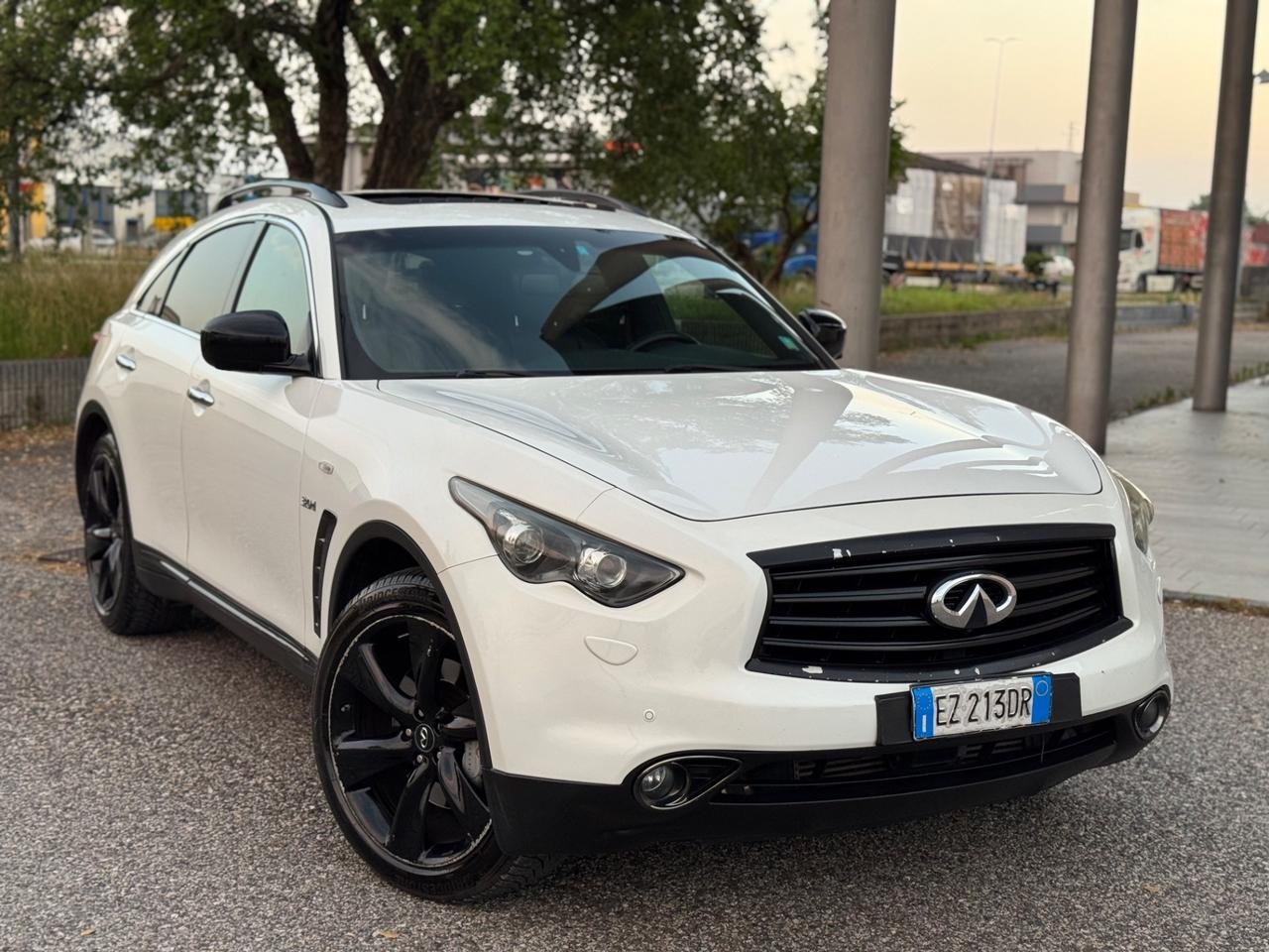 Infiniti QX70 S 3.0D V6 238cv Full