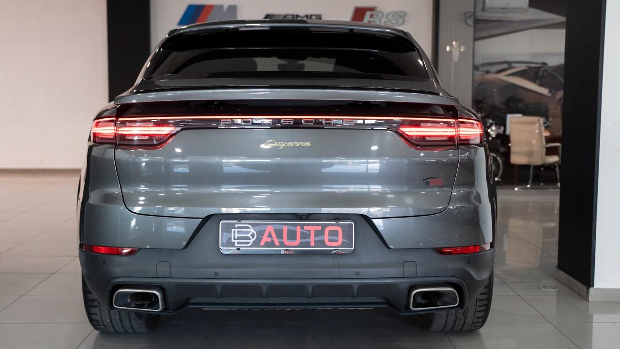 Porsche Cayenne COUPE 3.0 E-HYBRID TIPTRONIC 21" TETTO PACK CHRONO SEDILI SOSP SERVICE FULL
