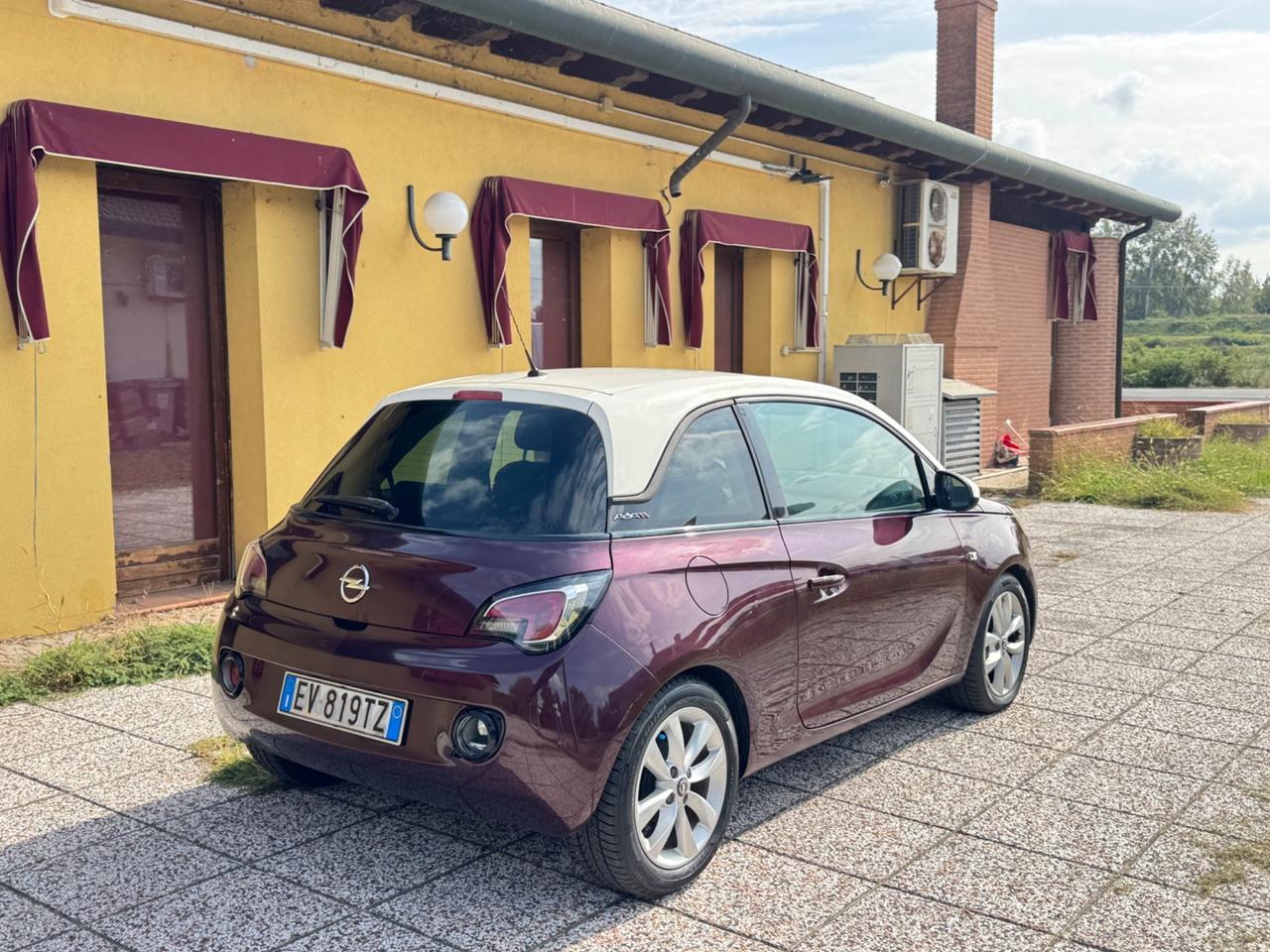 Opel Adam 1.2 70 CV Jam GPL