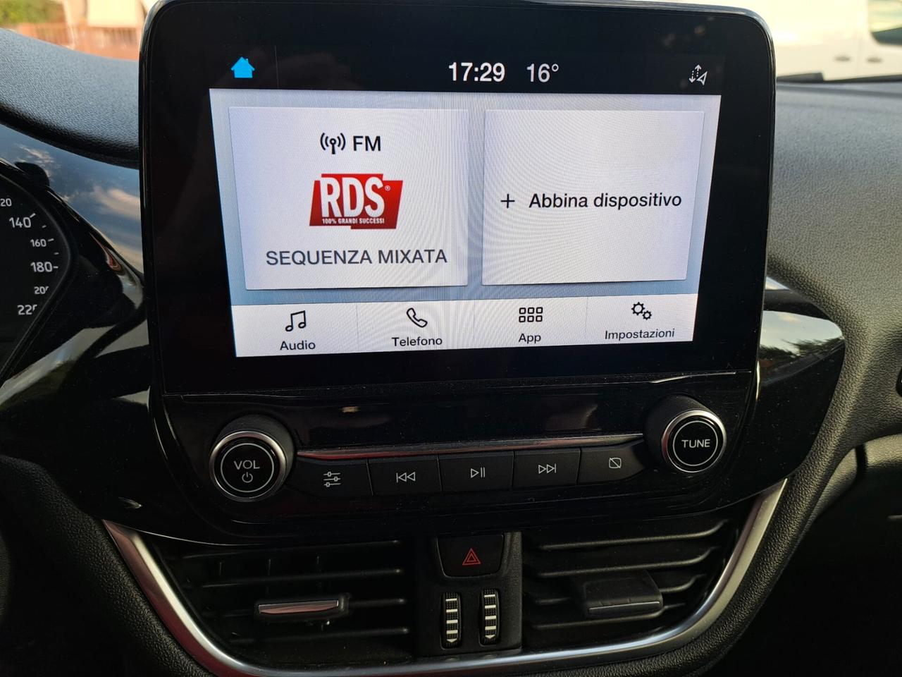 Ford Fiesta 1.1 75 CV 5 porte Connect