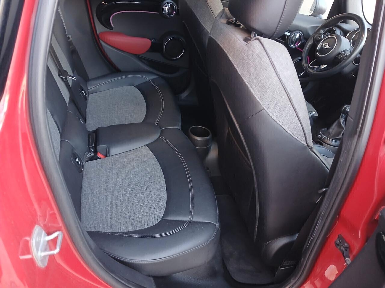 Mini 1.5 Cooper D 5 porte