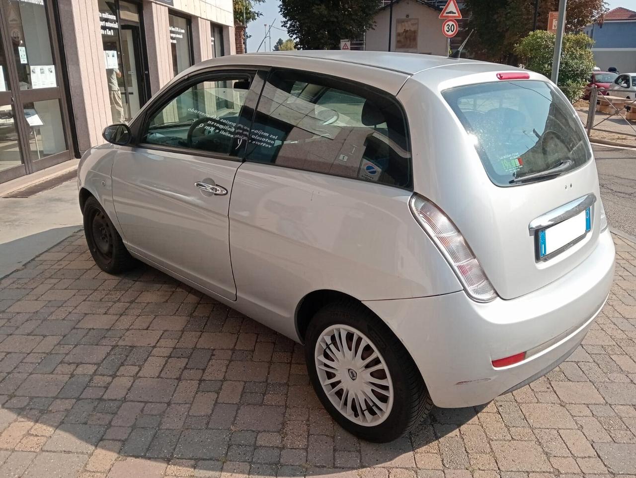 Lancia Ypsilon 1.2 60 CV