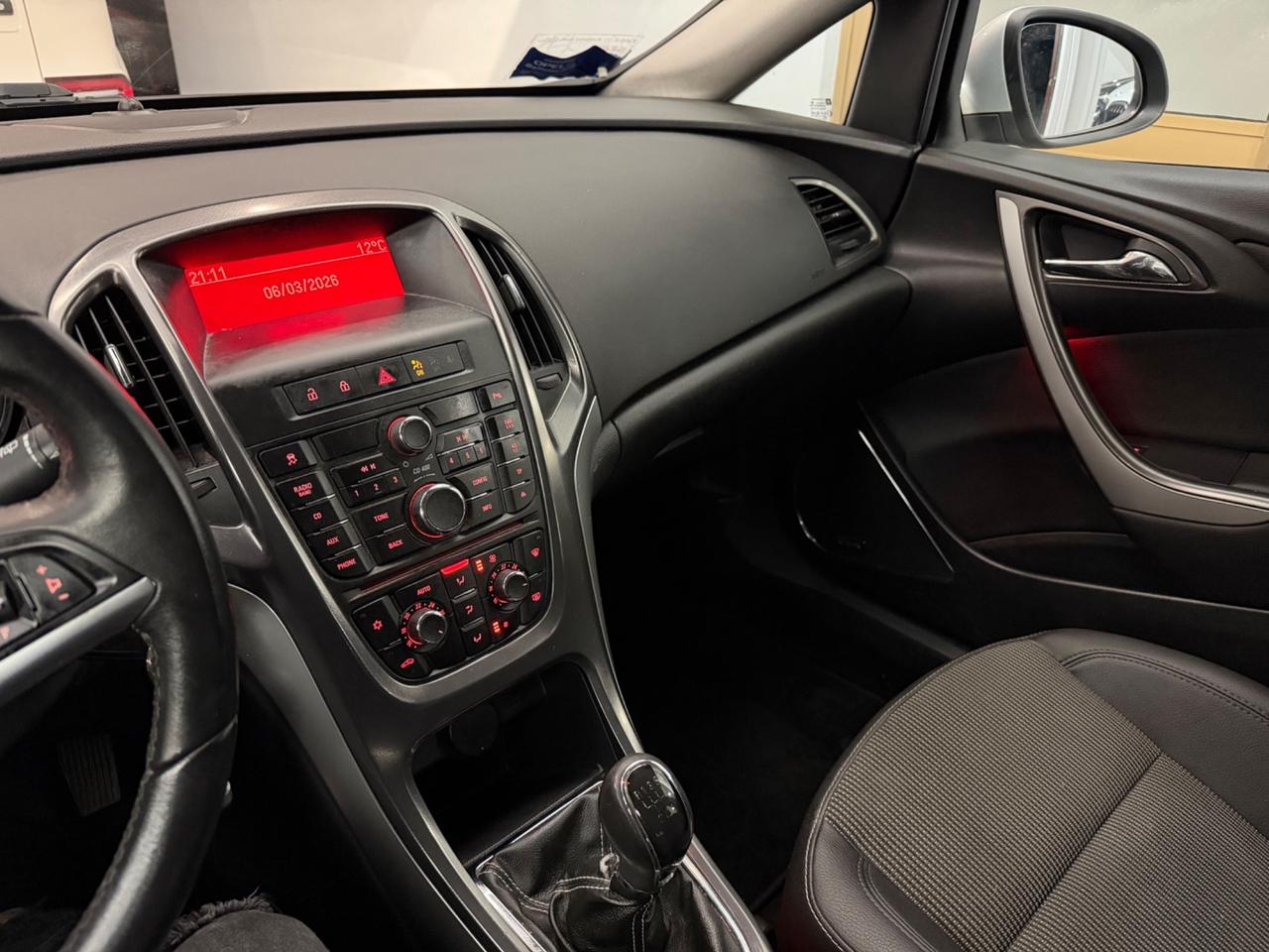 Opel Astra 1.4 Turbo 140CV 5 porte Cosmo